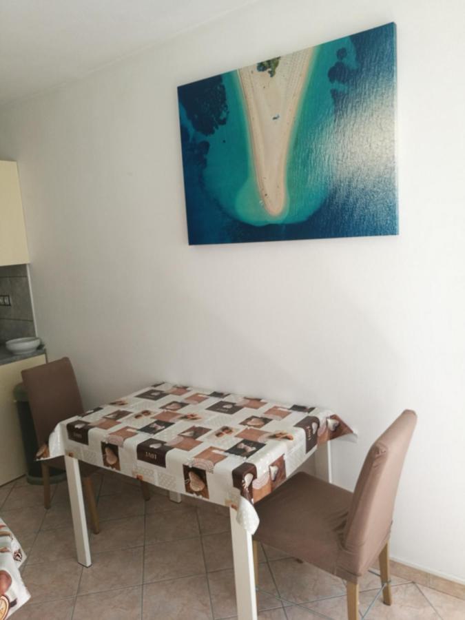 Nice And Cozy Two Single Bed Room Split Exteriör bild